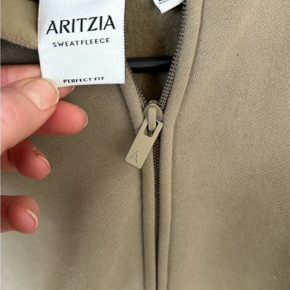 Aritzia Cozy Sweatfleece Perfect Zip Hoodie - Picture 6 of 9